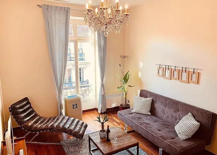 Suite Eugenie Hyper Center 3 Rooms 2 Bedrooms